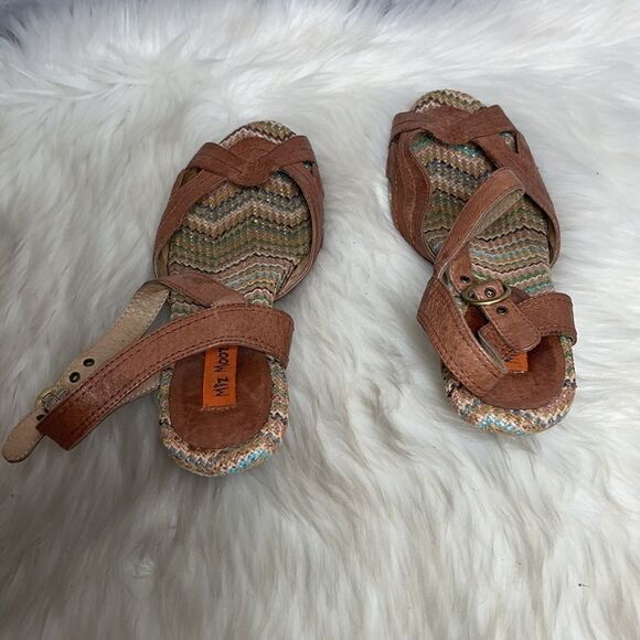 Mix Mooz Wilma Tan Burnished Leather Heels Sz 6‎ - Picture 3 of 6